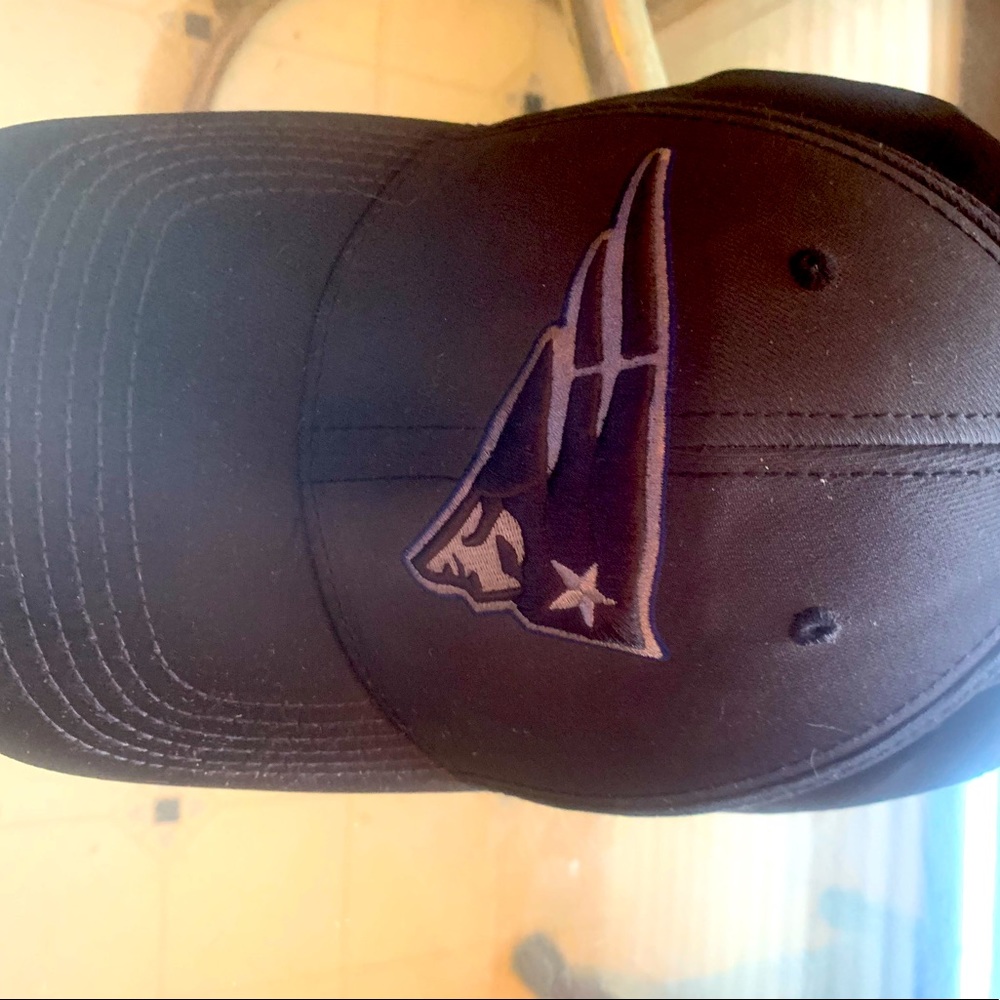 Patriots hat M/L size